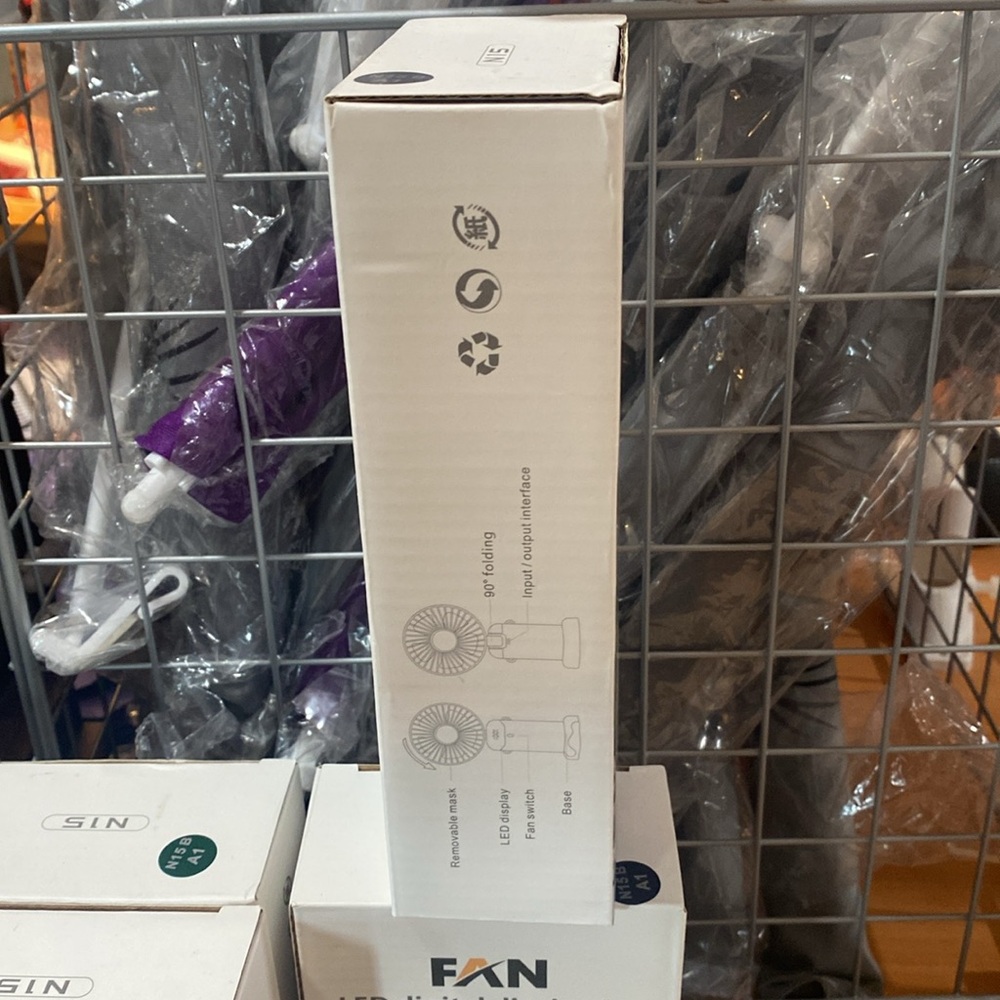 LED DIGITAL FAN - Picture 2 of 4